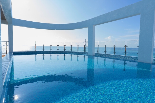 Outdoor Swimming Pool
